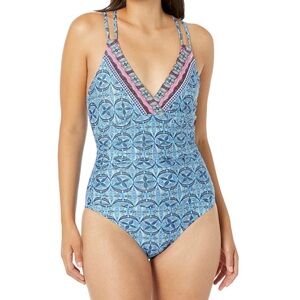 La Blanca Realist One Piece Swimsuit
Size 6 Nwot